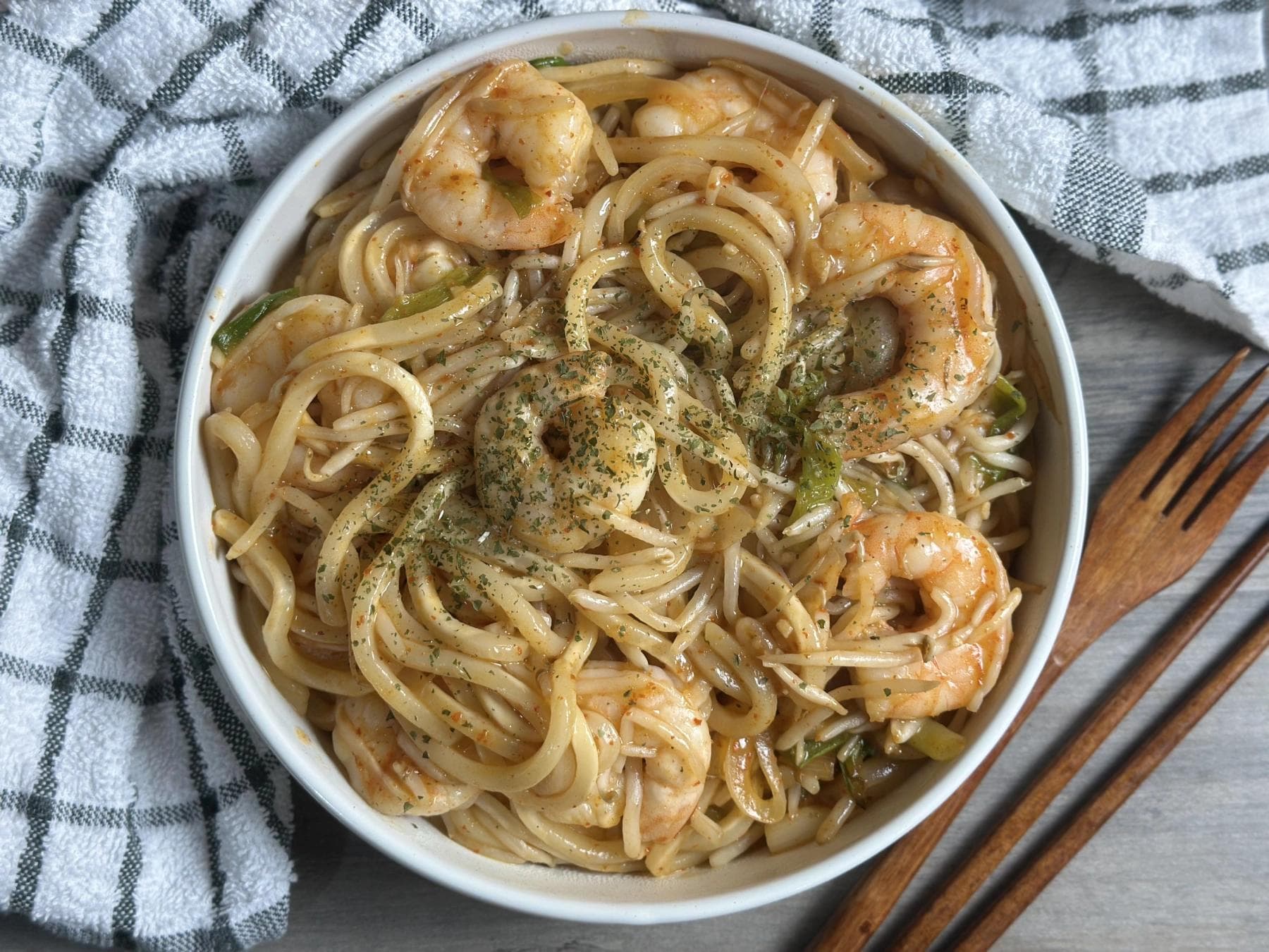 Spicy Seafood Stir-Fried Udon Recipe: Quick Japanese-Style Noodles with Shrimp